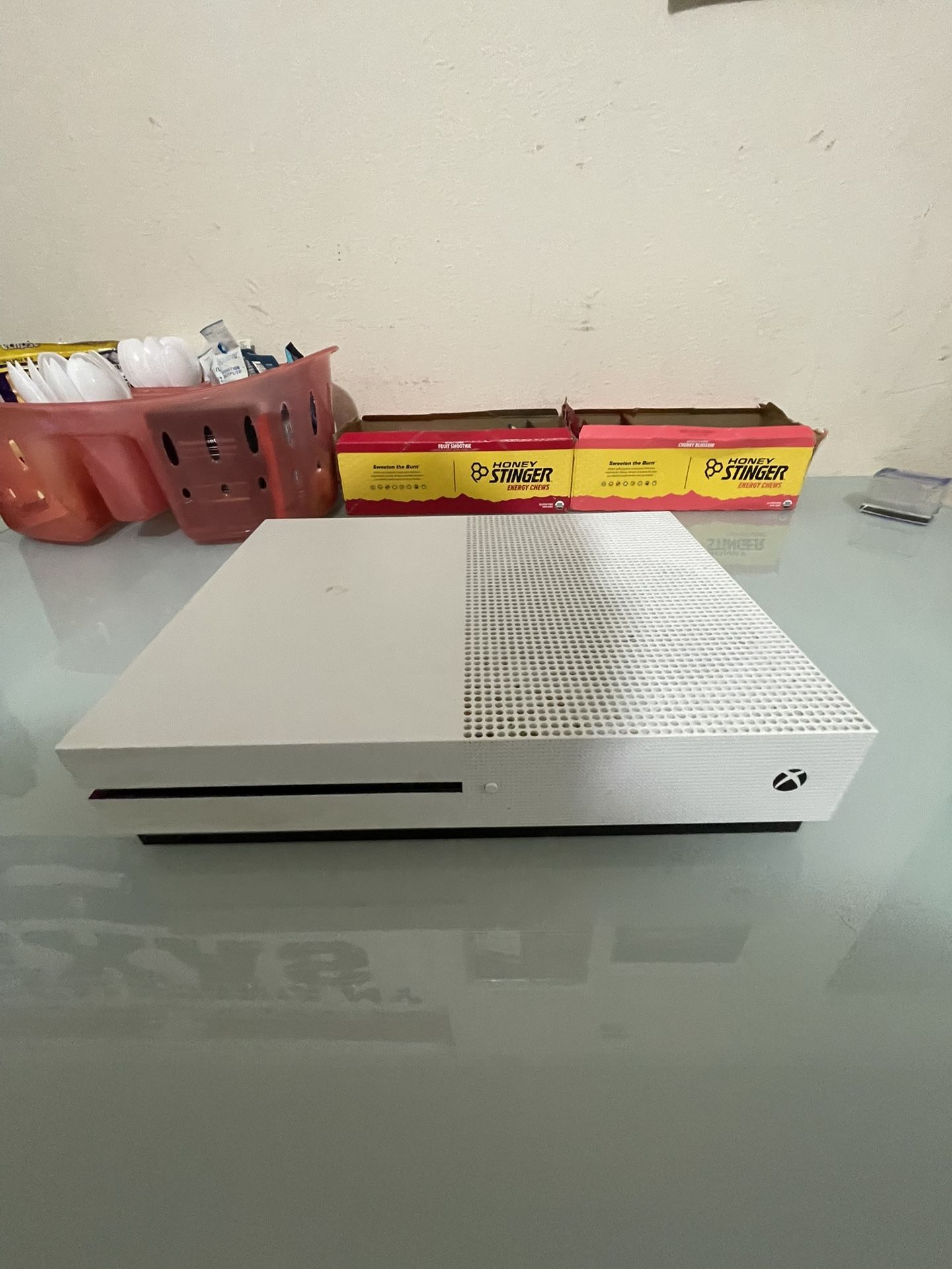 Xbox Series S 1TB - Comes With Controller And Cables