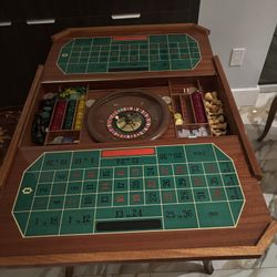 Jannuzzi & Sorrento Italy Wood Works Gaming Table Set.