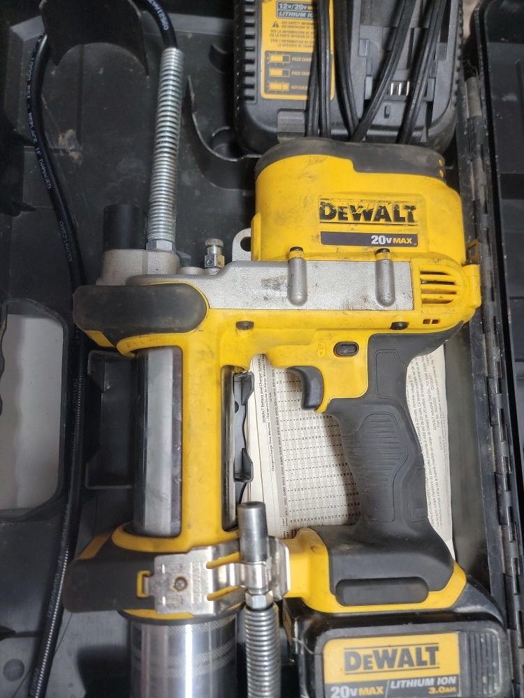 Dewalt Grease Gun