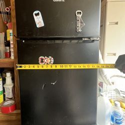 Galanz Mini Fridge
