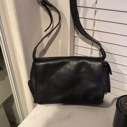 COACH MESSENGER BAG
