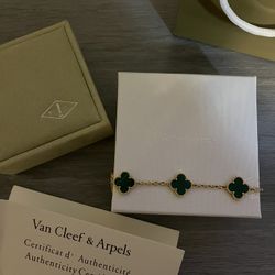 Green And Gold Van Cleef & Arpels Bracelet