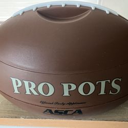 PRO POTS Football Slow Cooker 1.5 Quart