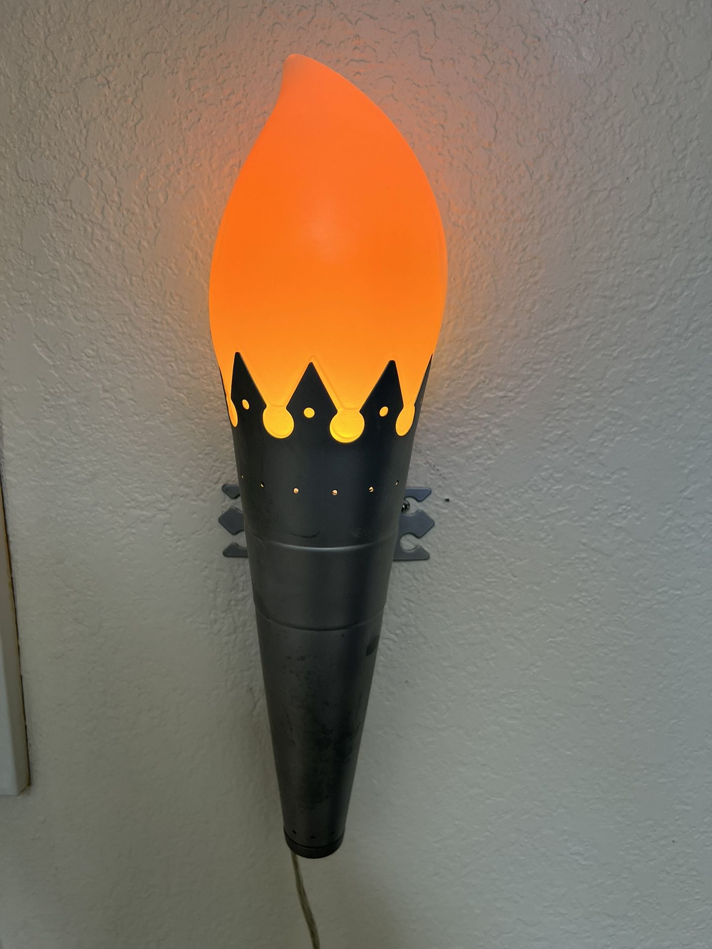 IKEA V0320 Minnen Frackla Flickering Night Light (medieval Torch)