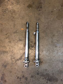 External steering rams