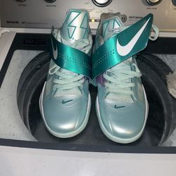 Kevin Durant KD’s Sz 10 $80