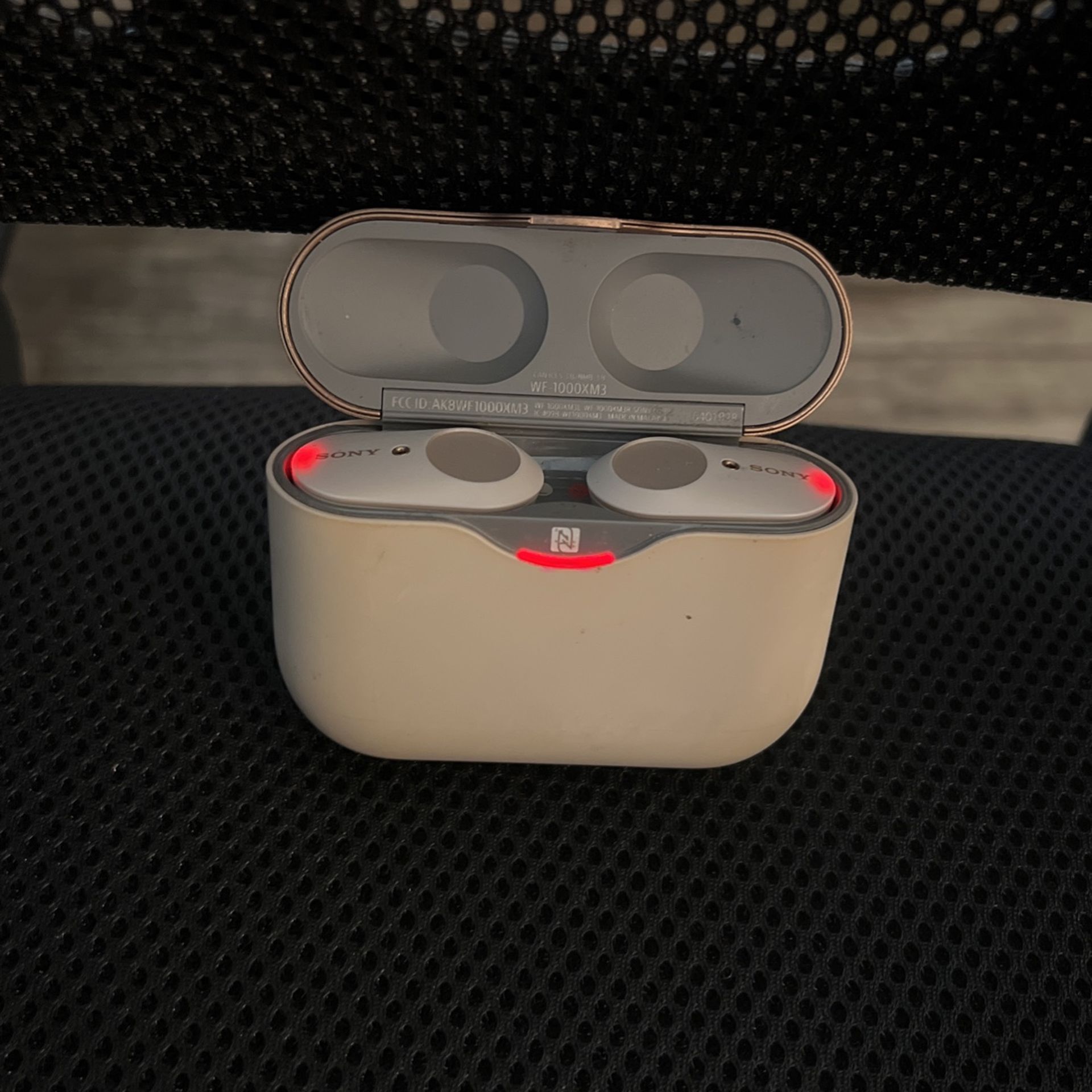 Sony WF-1000XM3 True Wireless