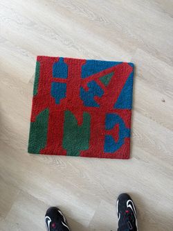D’FACE hate rug modern