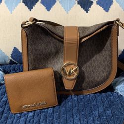 Michael Kors crossbody With Wallet