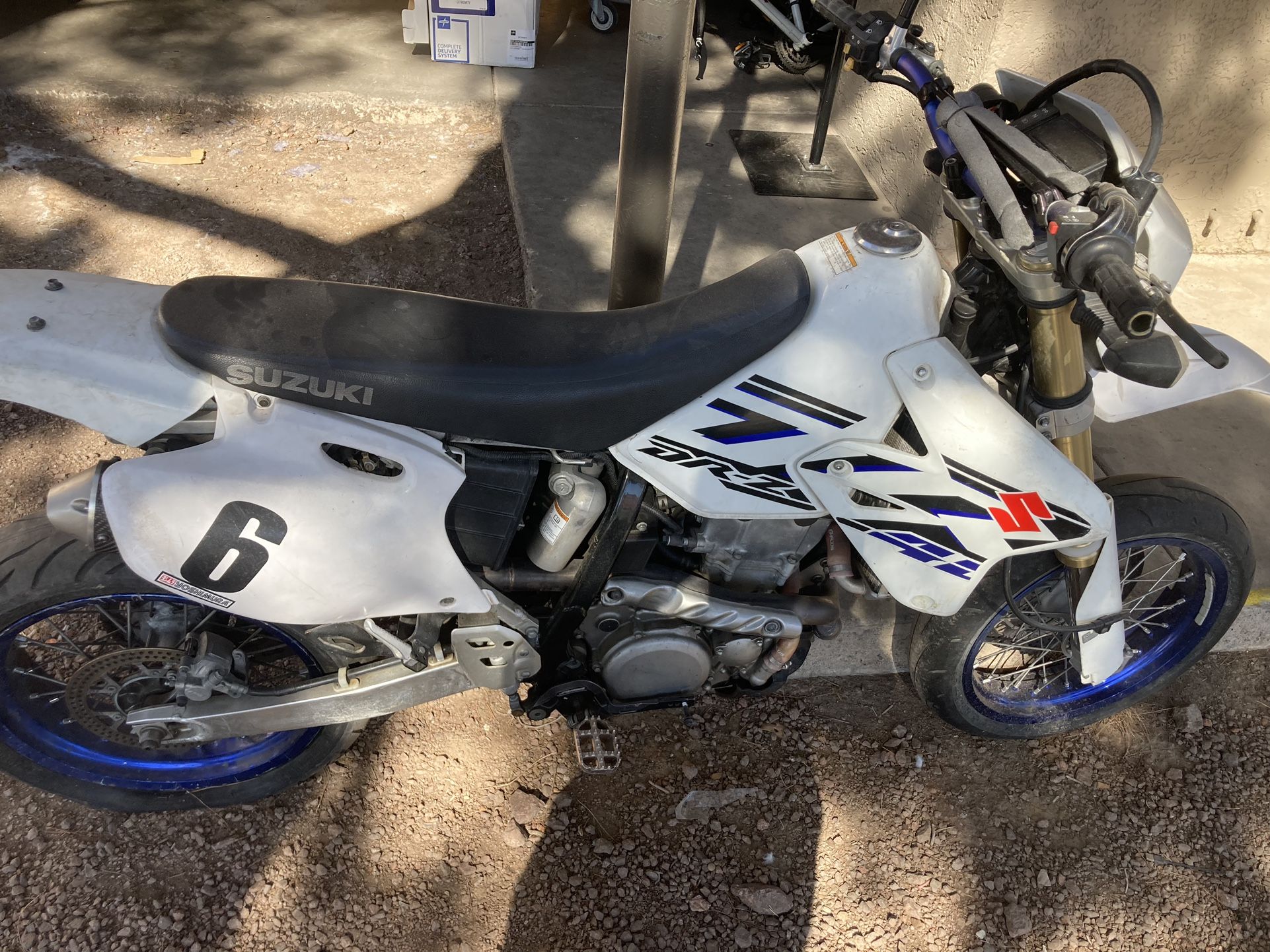 Suzuki DRZ 400