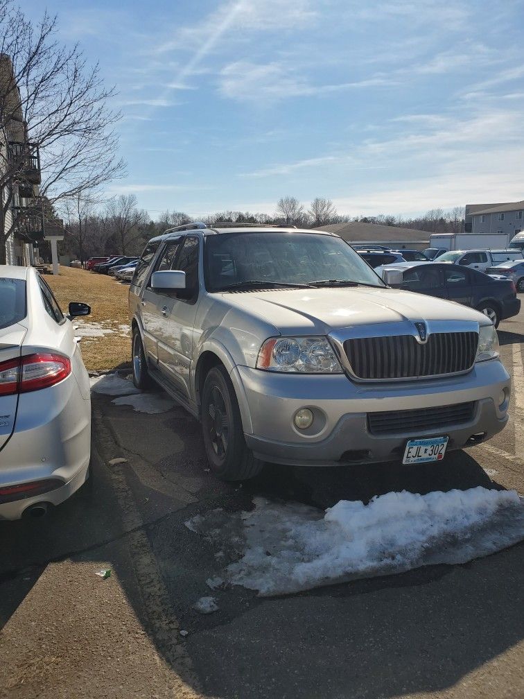 2003 Lincoln Navigator