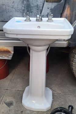 Bathroom Sink With Stand