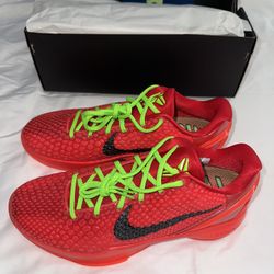 Nike Kobe Reverse Grinch Size 10
