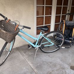 Schwinn Median 700c women's hybrid bicycle