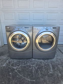 Whirlpool High Efficiency Washer and Dryer Set (Electric)
