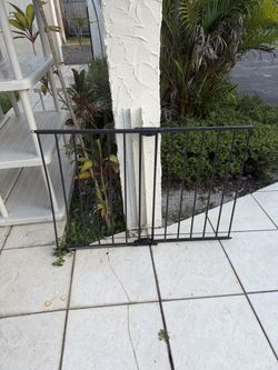 Baby & Dog Gate