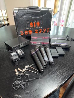 Sennheiser & Audio-Technica Wireless Microphone System Lot with Gator Case