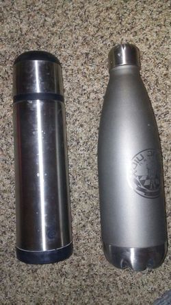 2 thermos containers. New never had liquid in them