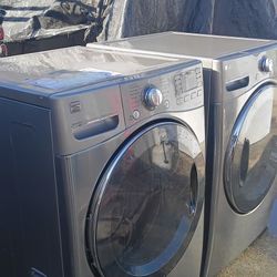 Lg Washer And Dryer  