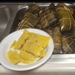 Se hacen hallacas Venezolanas por encargo