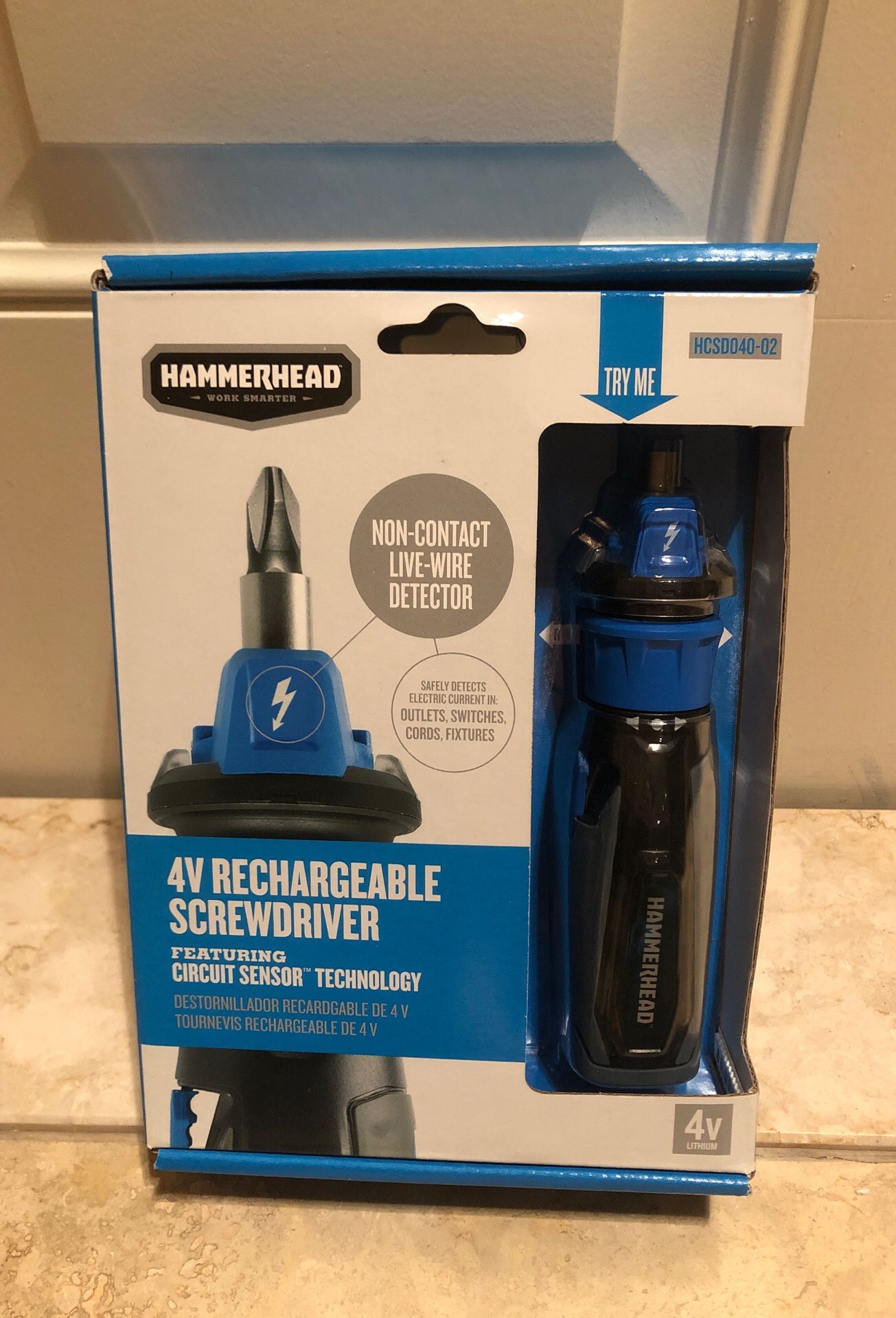 HAMMERHEAD HCSD040-02 4V Lithium Rechargeable Screwdriver with Patented Circuit Sensor Technology & 9Piece Bit Kit