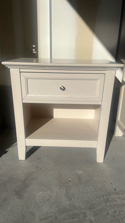 Side tables / Nightstands
