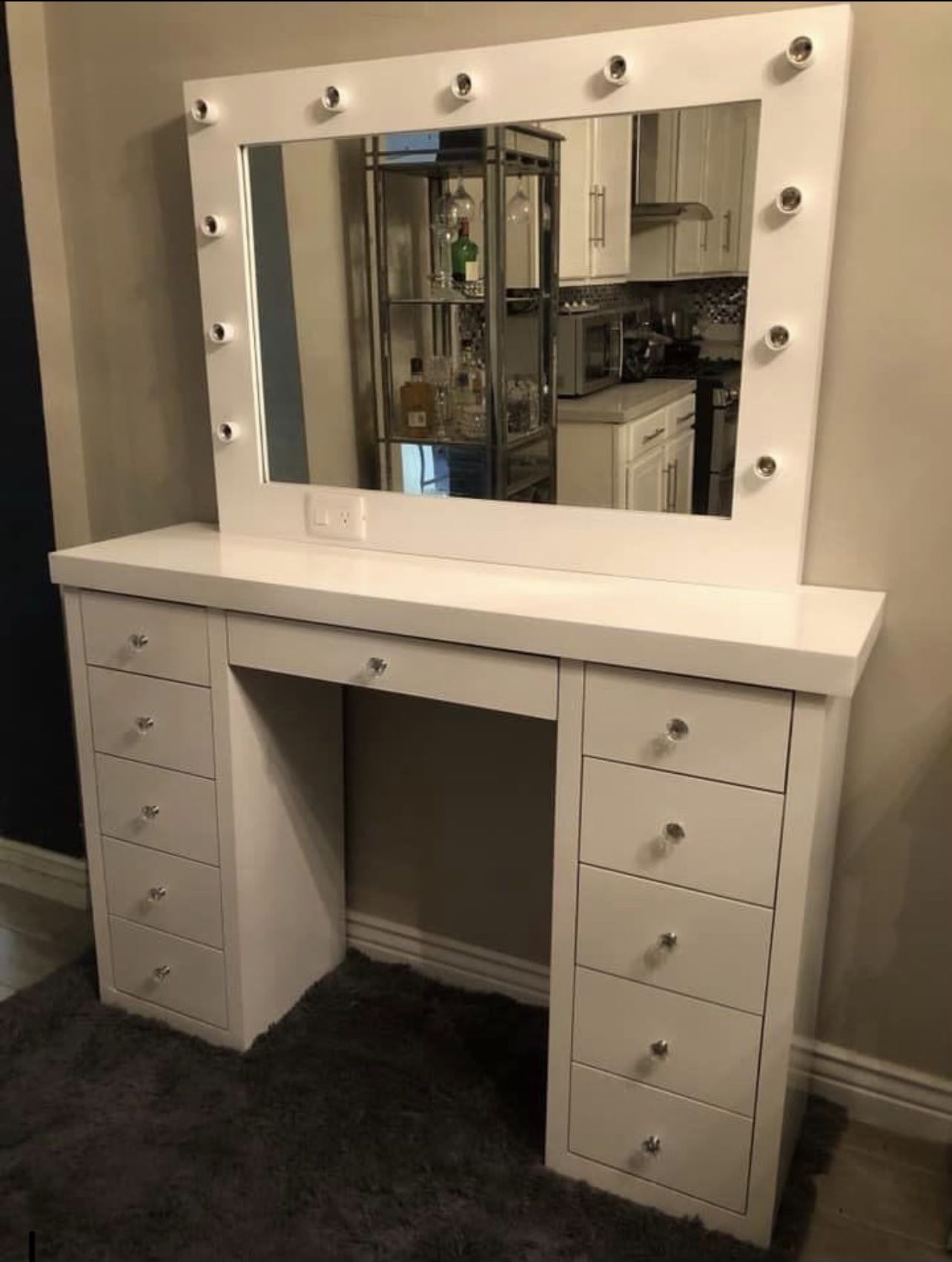 Vanity Desk With Mirror
