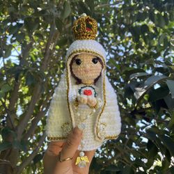 Crochet Our Lady of Fatima