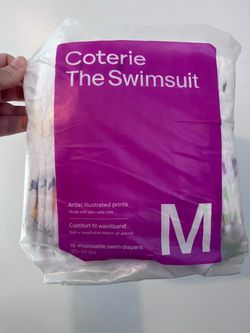 Coterie The Swimsuit Disposable Swim Diapers Size M