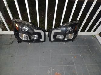 2007 Nissan Armada HID Headlights 