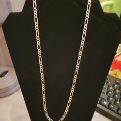 BRAND NEW SILVER NECKLACE & 22-24 INCHES LONG......😁😊😍
