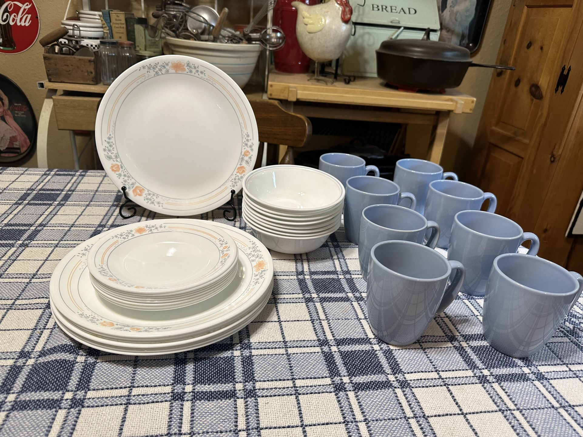 Corelle 32 Piece Dinnerware Set Apricot Grove