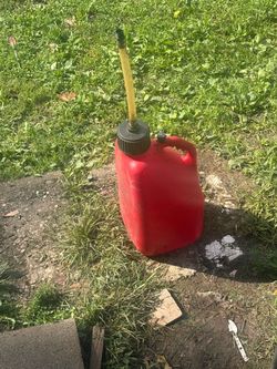 5.5 Gallon Industrial Gas Can with Spout