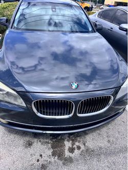 2011 BMW runs and Drive