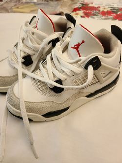 Boy tennis shoes
