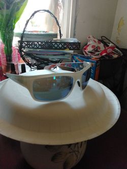 Sun glasses
