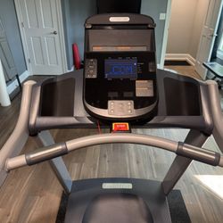 Precor treadmill 223