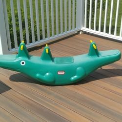 
Little Tikes Plastic Classic Alligator Teeter Totter