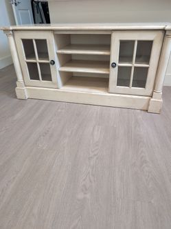 Antique / Distressed Style TV Stand