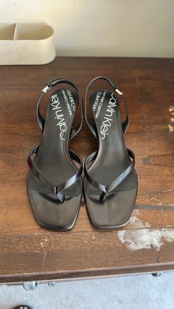 Calvin Klein Black Thong Slingback Heeled Sandals size 8.5