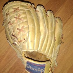 Spaulding Baseball Glove 