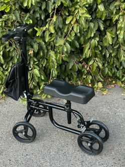 Knee scooter