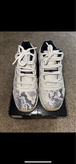 Retro Jordan 11 Low 'Light Bone Snakeskin' Size 6.5Y Worn once  10/10 condition