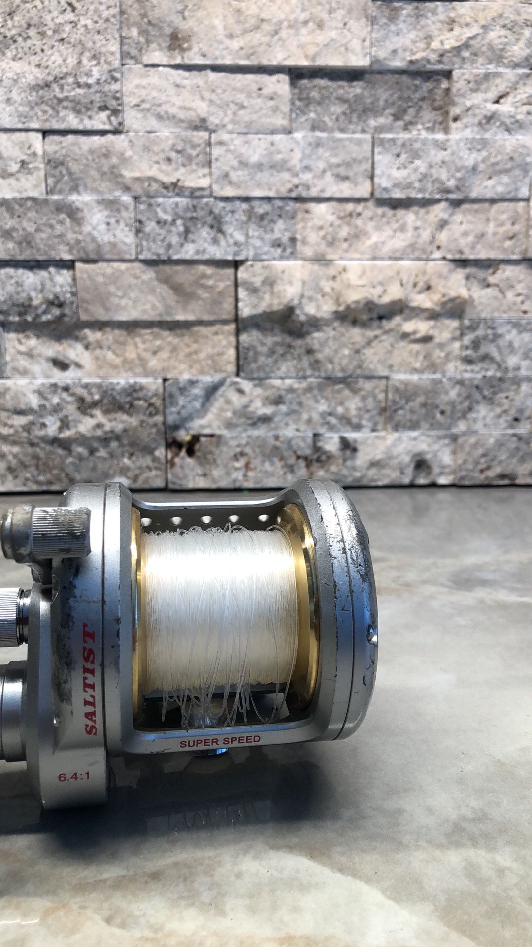 daiwa saltist 50h silver price SD JIGGING – US wind conventional reels offer a distinct benefit of perfectly laying the line evenly over the spool Daiwa STTLW30HB Saltist LW Conventional
