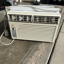 Room A/C 300btu