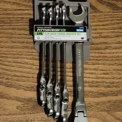  Pittsburgh Flex-Head Metric Ratcheting Combination 5-Piece Wrench Set 
