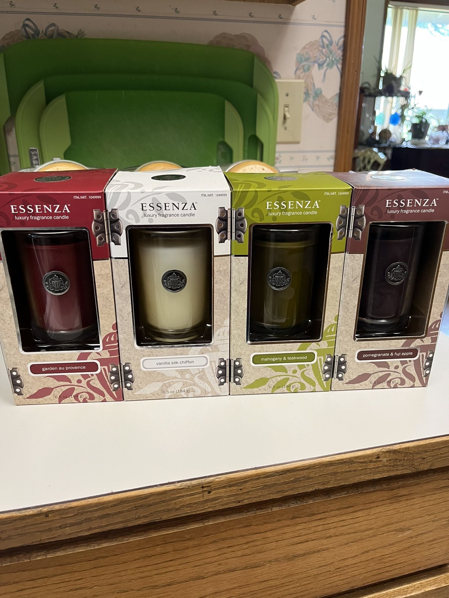 Essenza 4 Pack Luxury Fragrance Candles