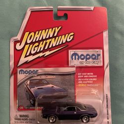Johnny Lightning 