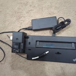 Lenovo Thinkpad Ultra Docking Station With AC Adapter And Keys