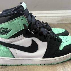 Jordan 1 Retro High OG ‘Green Glow’ Size 12 Men
